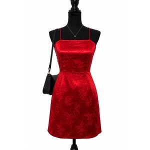 PrettyLittleThing Red Floral Jacquard Satin Open Back Mini Dress US 4